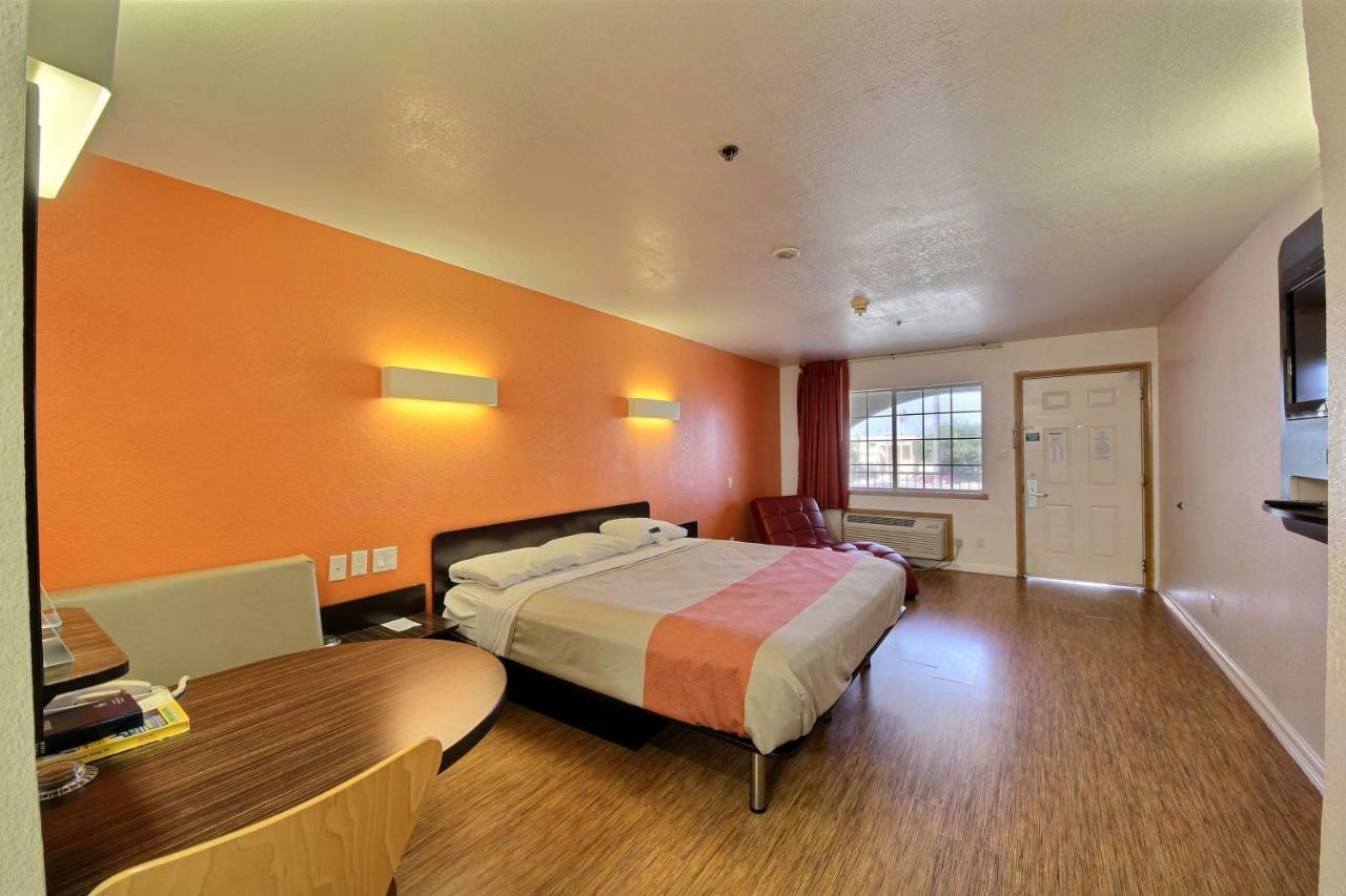 Motel 6-Edinburg, Tx 외부 사진